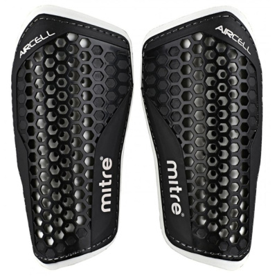 Щитки футб. "MITRE Aircell Speed"арт.S70005BJ7,р.L,без гол,без застежек,подкл.из ЭВА,пласт,чер-бел