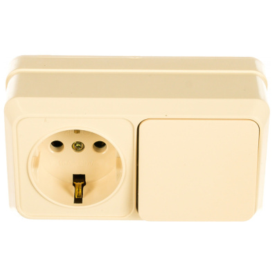 Блок розетка+выкл. гориз. 10(16)А-250В, IP20, ОУ, сл.кость Intro Quadro 2-701-02  
