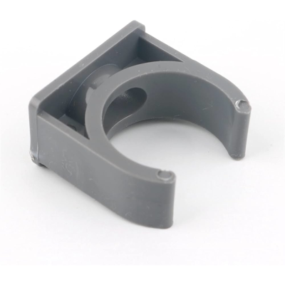 Держатель 40мм для трубы ПВХ серый