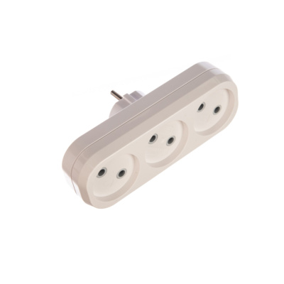 Тройник на 3 гнезда без заземления 6А