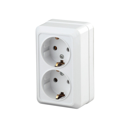 Розетка 2х2P+E Schuko, 16А-250В, IP20, ОУ, белый Intro Quadro 2-204-01 
